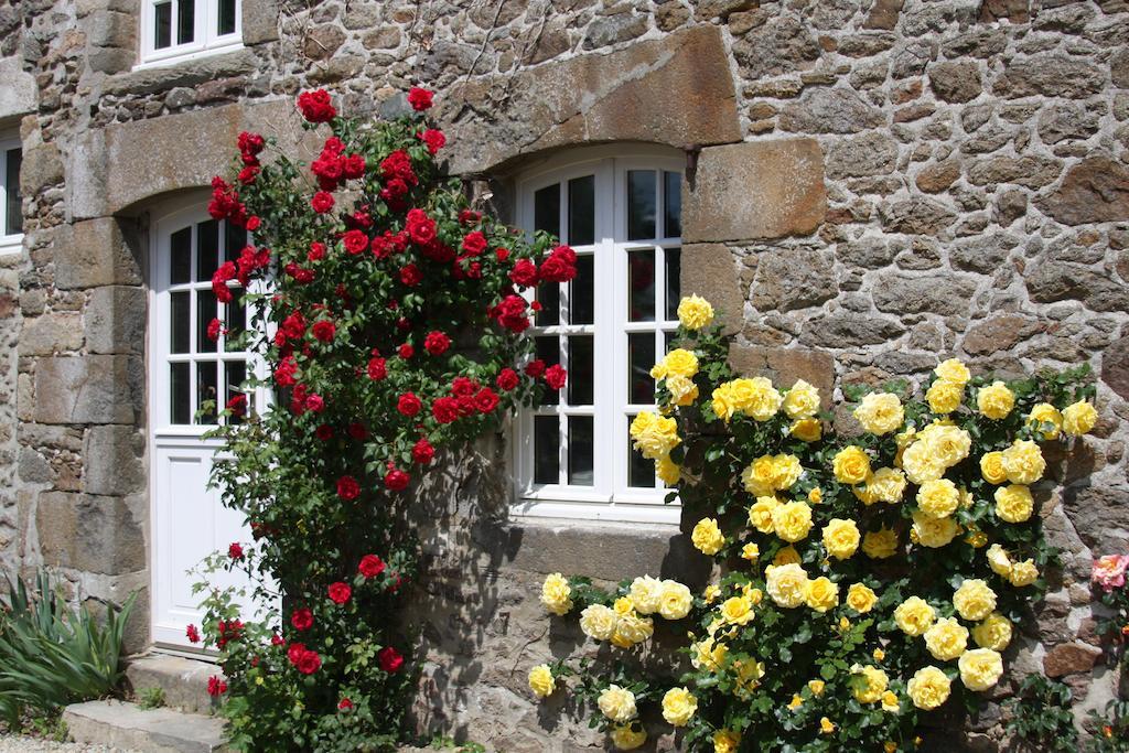 Beaussais Sur Mer 마누아 드 라 로저레이스 앤 스파 B&B 외부 사진